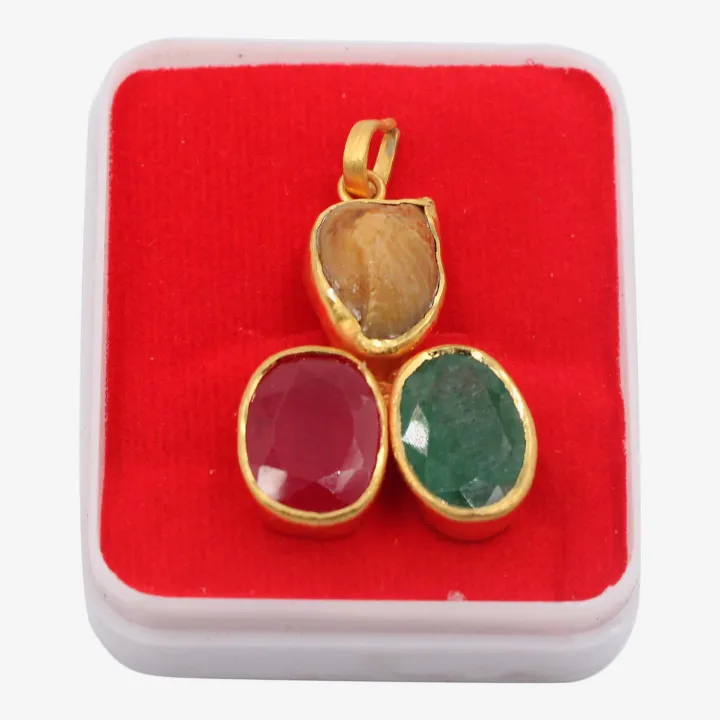 Unisex Red/Green/Golden Color Three Stoned Astha Dhatu Pendant – Protection, Balance & Positive Energy